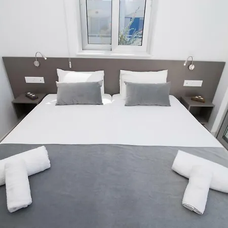 Villa Fig Tree Bay Residences Lantiana 1 Protaras