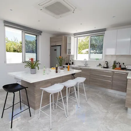 Fig Tree Bay Residences Lantiana 1 * Protaras